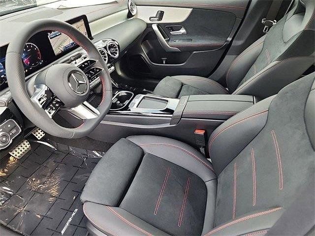 Certified 2025 Mercedes-Benz CLA 250 4MATIC image 21