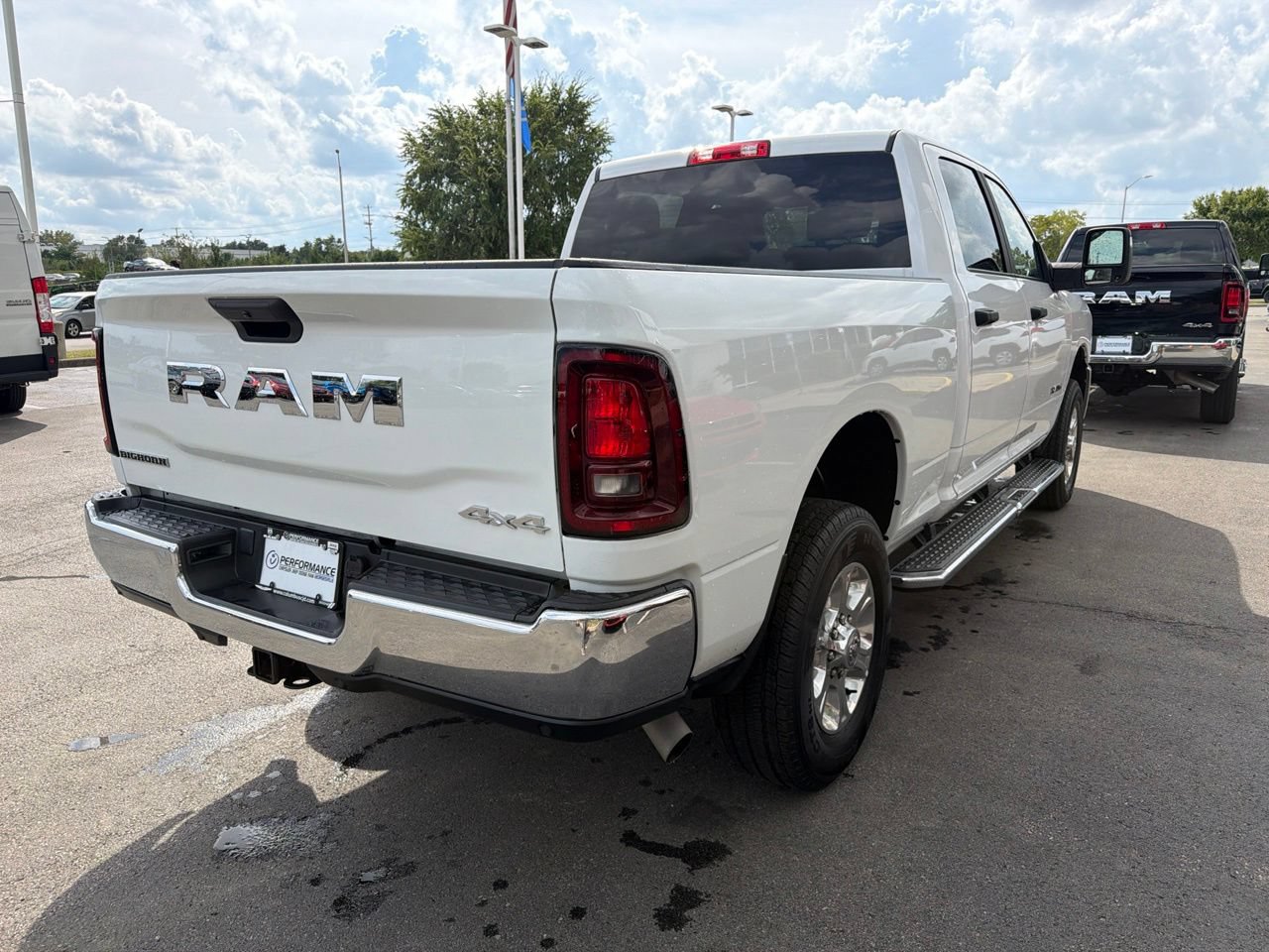Used 2025 RAM 2500 Big Horn AWD/4WD image 9