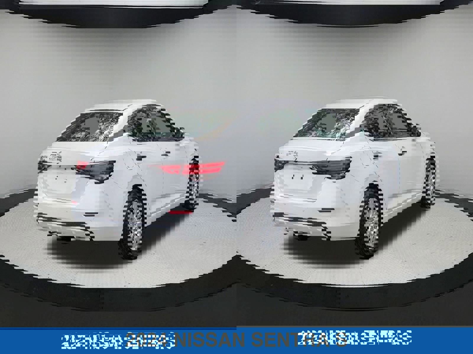 Used 2024 Nissan Sentra S image 4