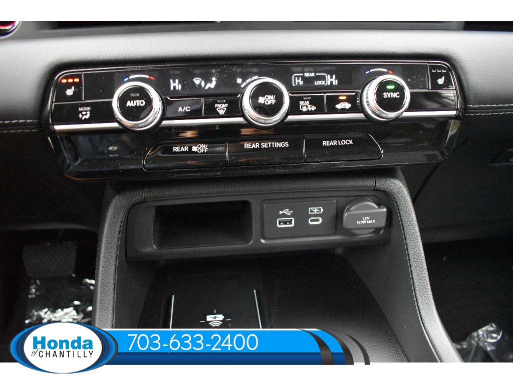 New 2025 Honda Pilot Touring image 16