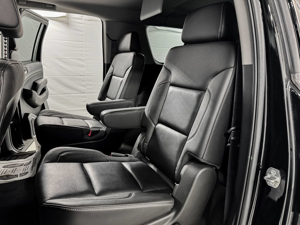 Used 2016 GMC Yukon XL SLT w/ Open Road Package AWD/4WD image 8