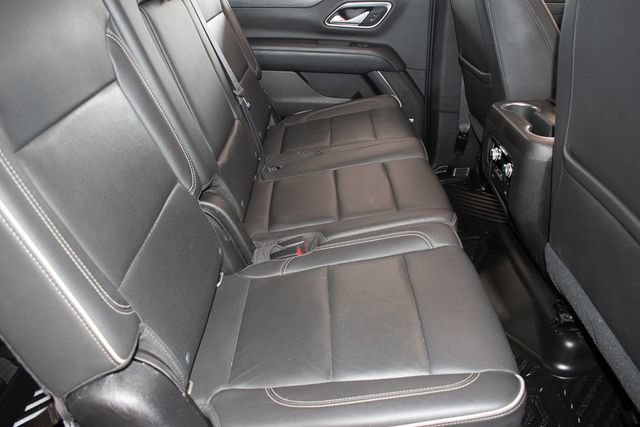 Used 2021 GMC Yukon XL SLT w/ SLT Luxury Plus Package RWD image 12