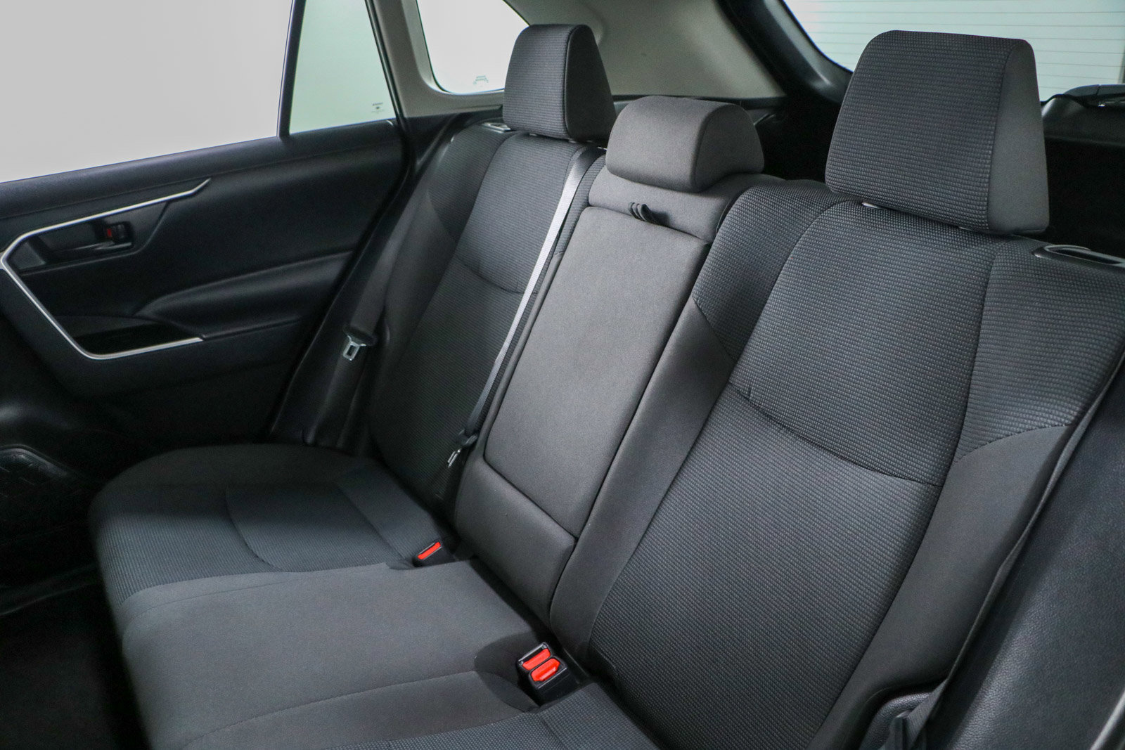 Used 2024 Toyota RAV4 LE image 24