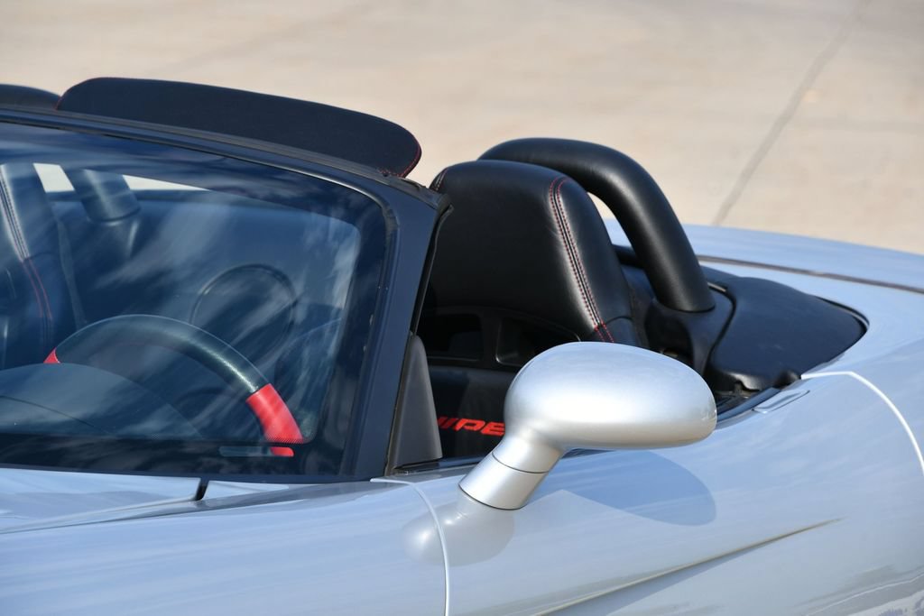 Used 2005 Dodge Viper SRT-10 w/ Mamba Edition Group RWD image 23