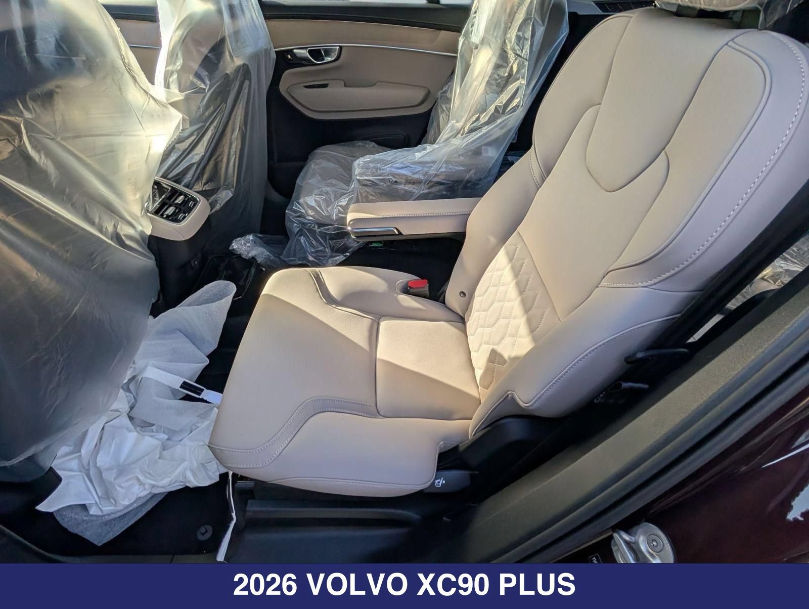 New 2026 Volvo XC90 B6 Plus w/ Protection Package Premier AWD/4WD image 13