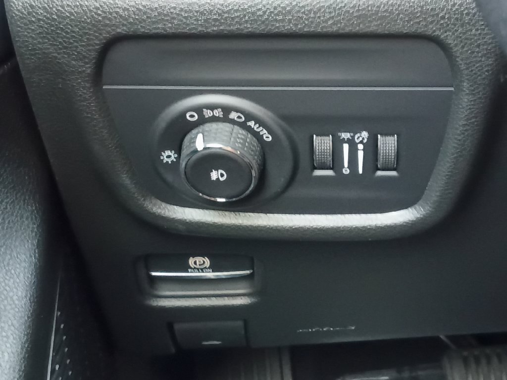 New 2027 Jeep Grand Cherokee L Limited AWD/4WD image 12