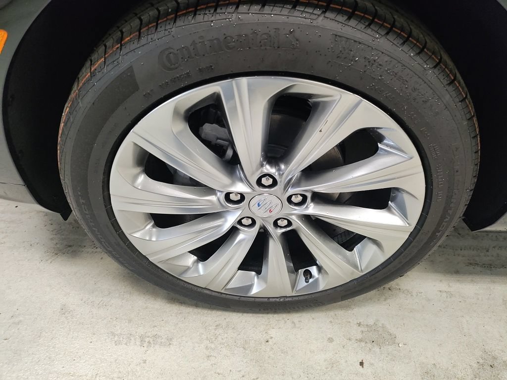 New 2026 Buick Envista Sport Touring FWD image 21