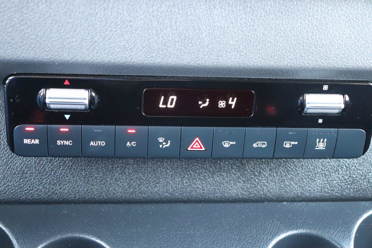 Used 2025 Mercedes-Benz Sprinter 2500 image 34