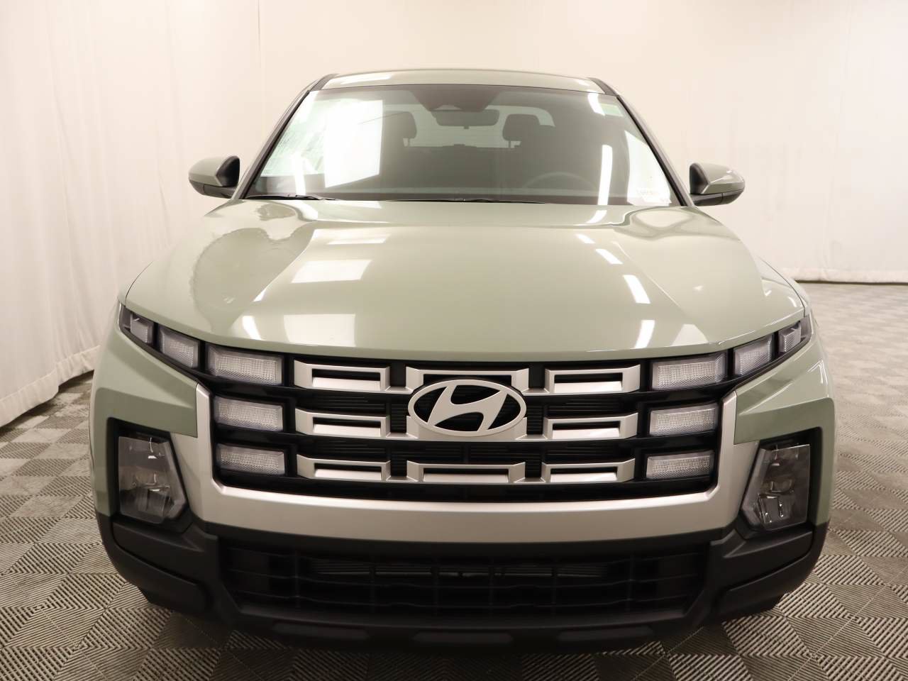 New 2026 Hyundai Santa Cruz SE FWD image 4