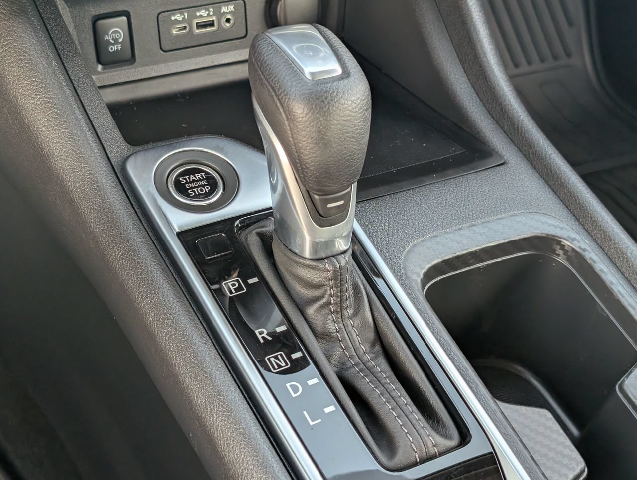 Certified 2024 Nissan Sentra SV FWD image 20