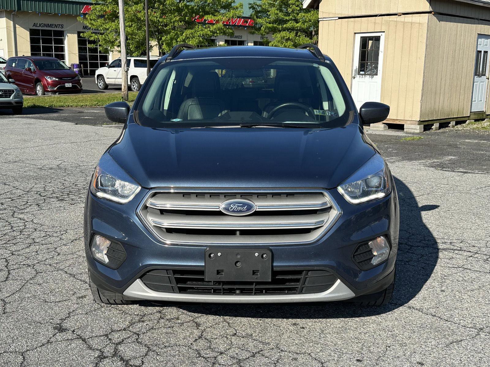 Used 2018 Ford Escape SEL AWD/4WD image 3