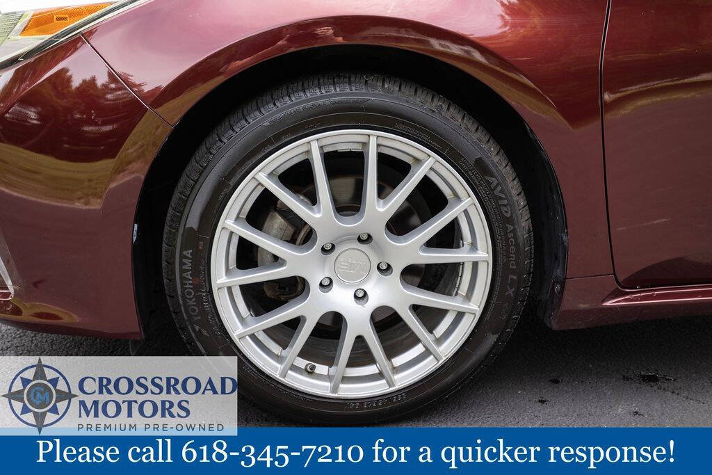 Used 2016 Toyota Avalon Limited FWD image 9