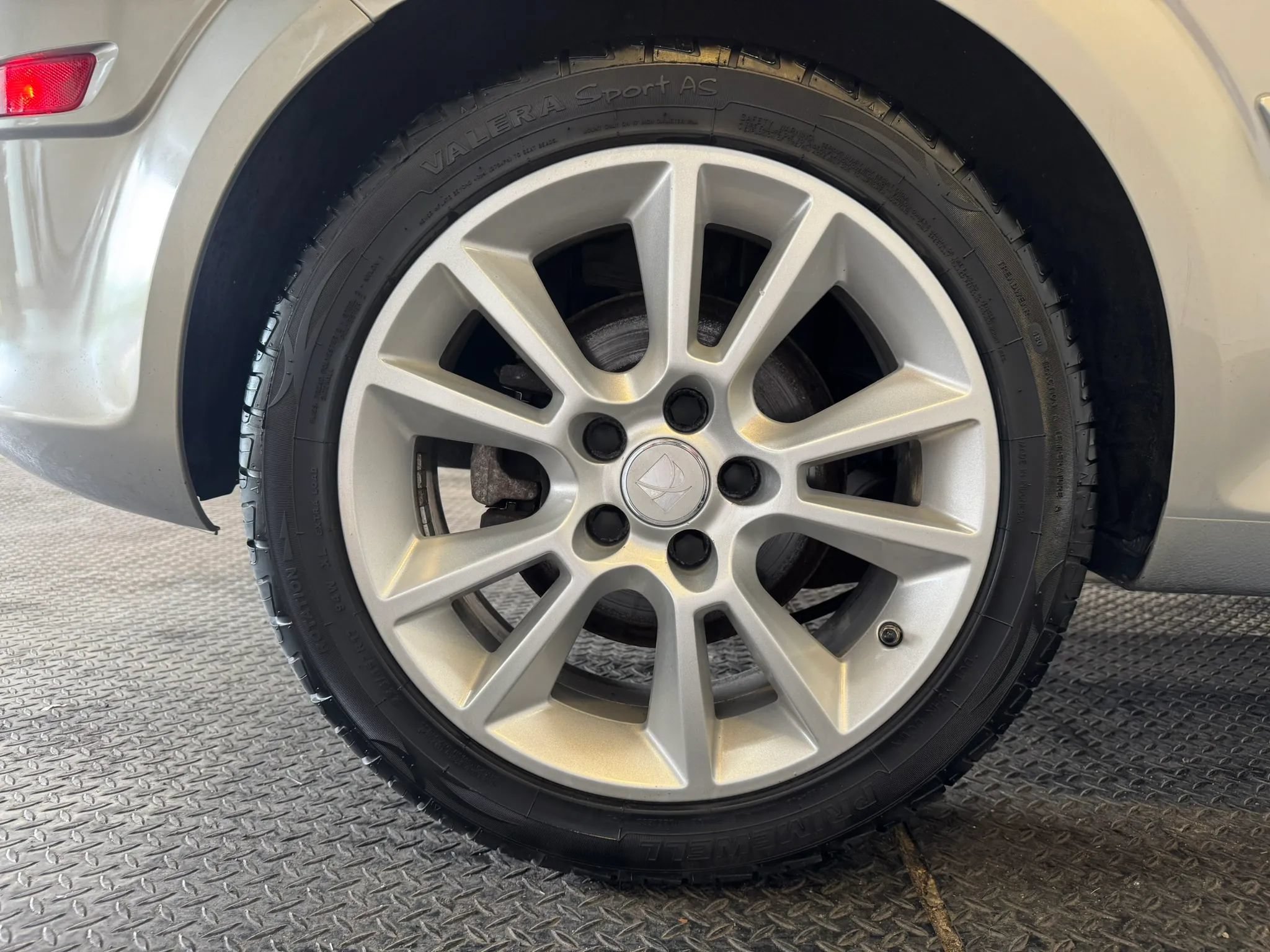 Used 2008 Saturn Astra XR w/ Premium Trim Package FWD image 26