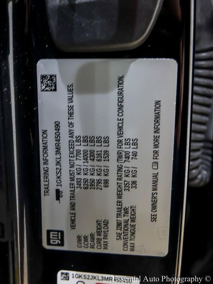 Used 2021 GMC Yukon XL Denali w/ LPO, Illumination Package AWD/4WD image 44