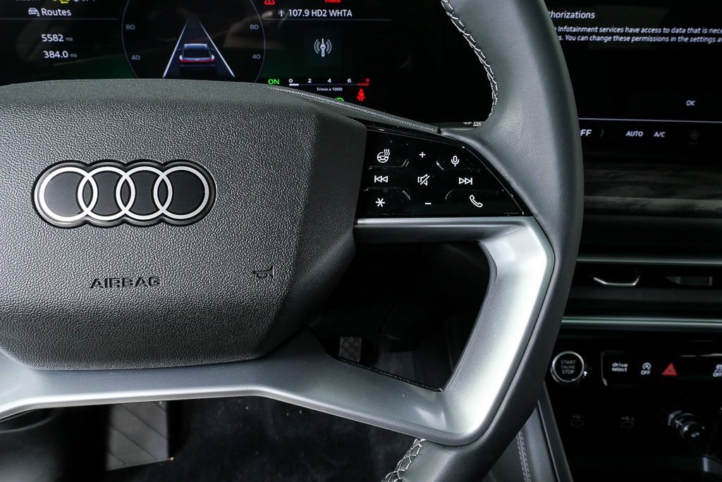 Certified 2025 Audi Q5 Premium w/ Convenience Package image 10