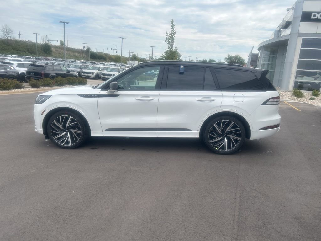 New 2025 Lincoln Aviator Black Label w/ Black Label Special Edition image 8