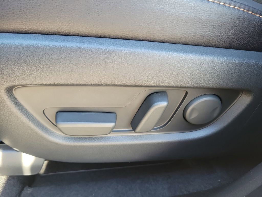 New 2026 MAZDA CX-90 Plug-In Hybrid w/ Preferred image 18