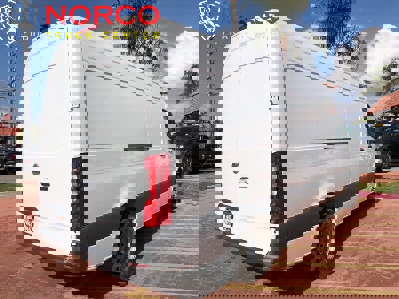 Used 2019 Freightliner Sprinter 3500 image 14