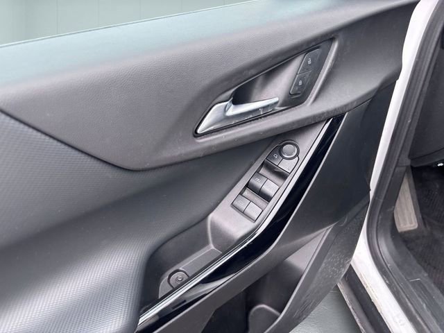 Used 2025 Chevrolet Equinox LT image 18