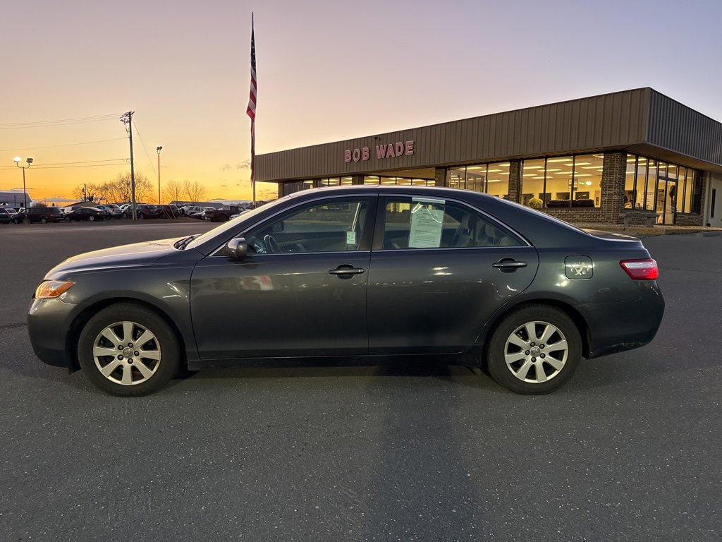 Used 2009 Toyota Camry image 2