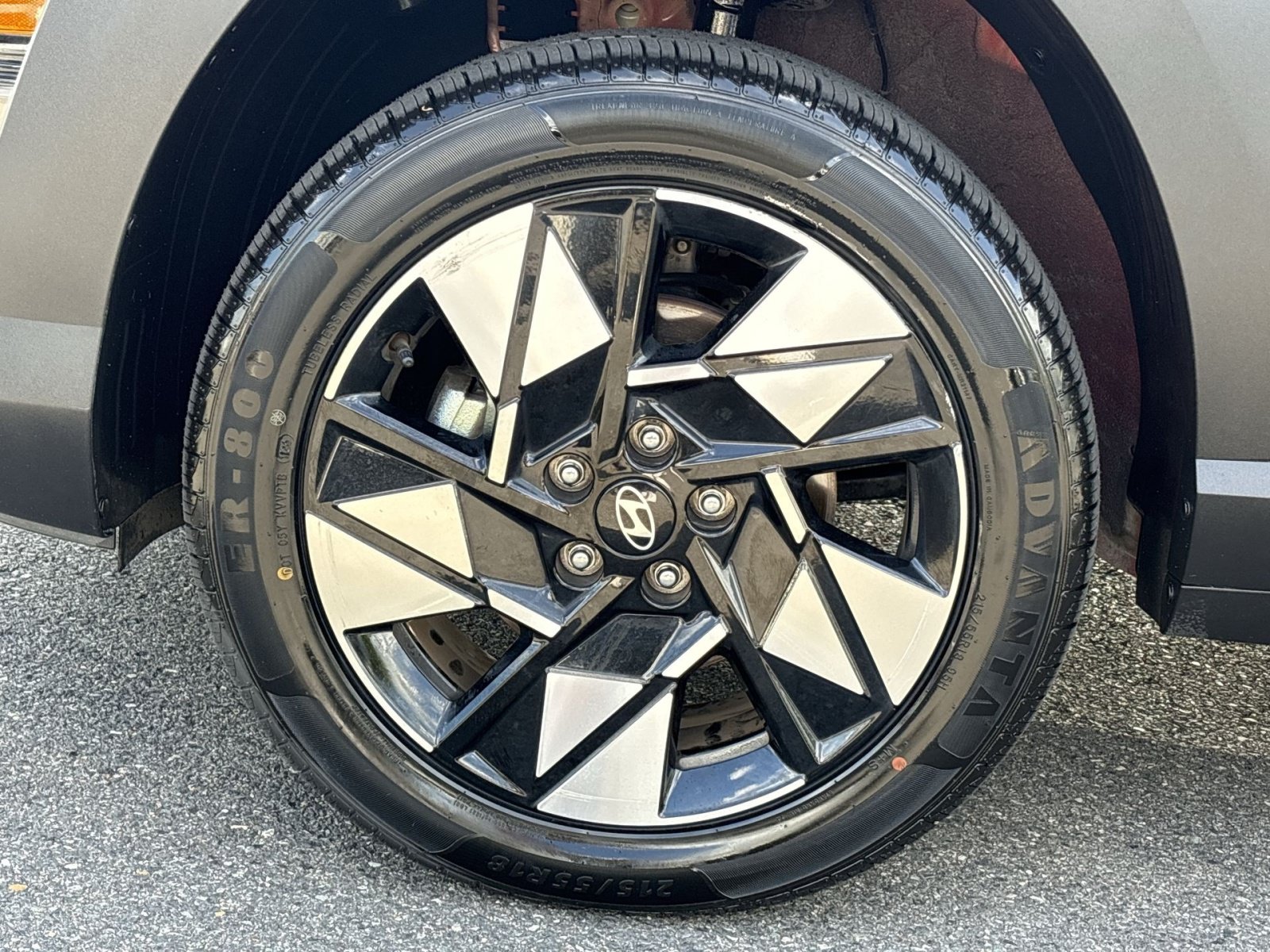 Certified 2025 Hyundai Kona SEL AWD/4WD image 12
