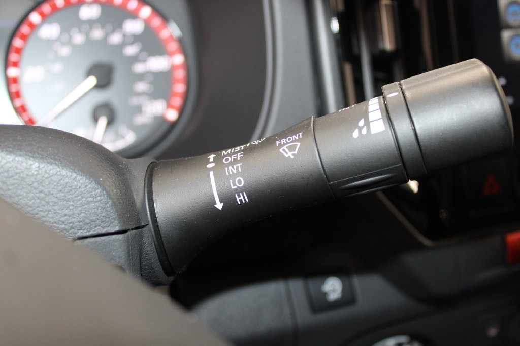 Used 2025 Nissan Frontier PRO-4X AWD/4WD image 31