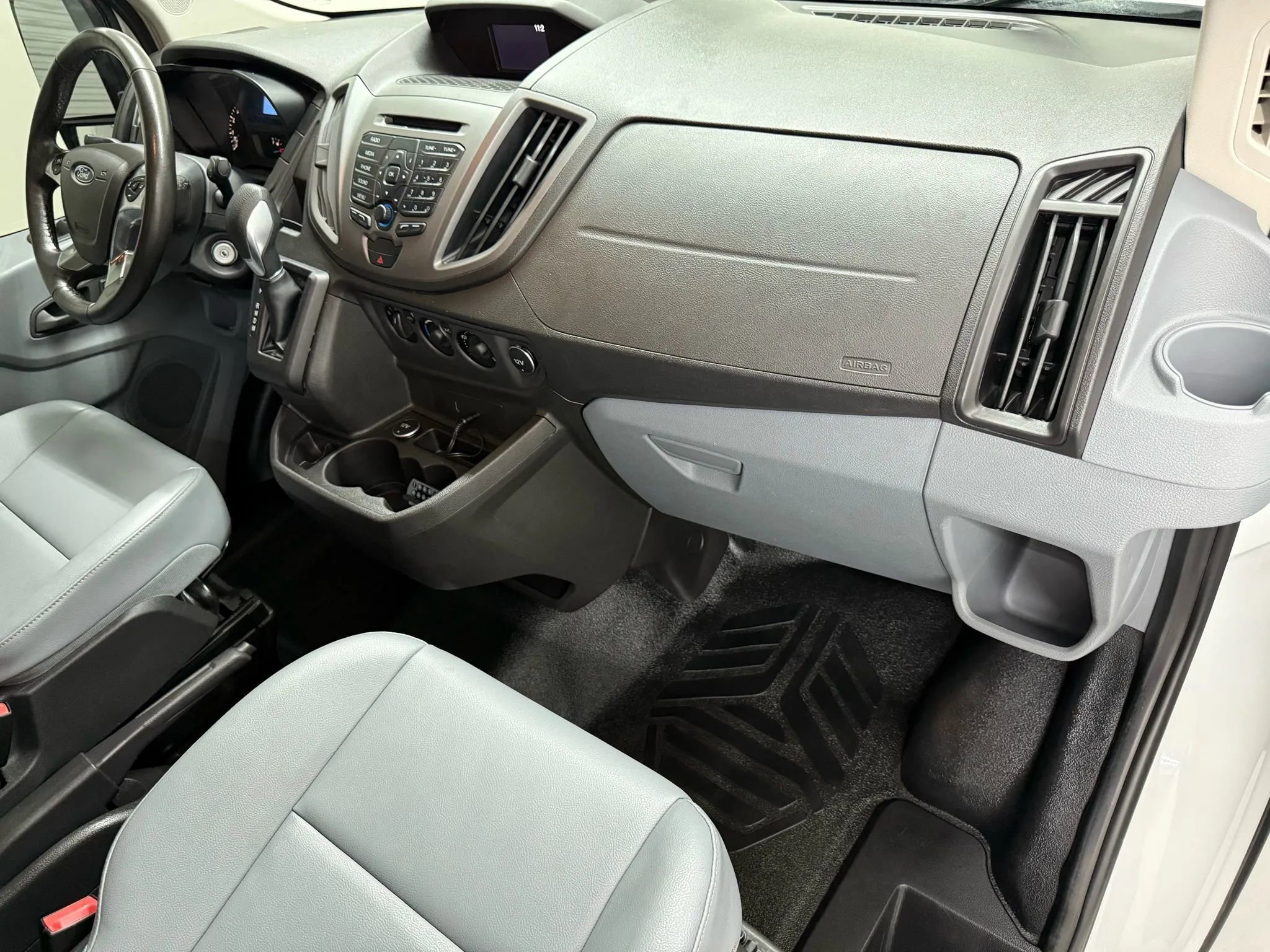 Used 2016 Ford Transit 350 XL image 18