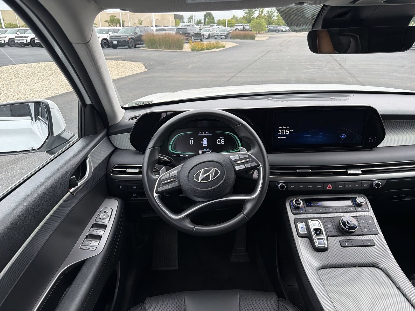 Used 2025 Hyundai Palisade SEL AWD/4WD image 17