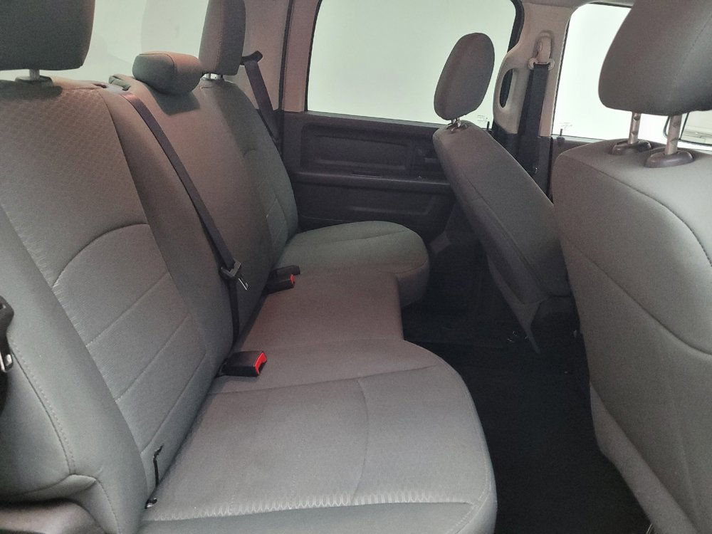 Used 2015 RAM 1500 Express RWD image 19