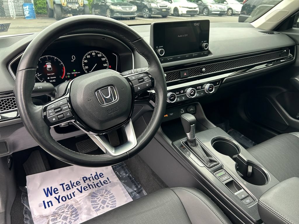 Used 2024 Honda Civic EX-L image 11
