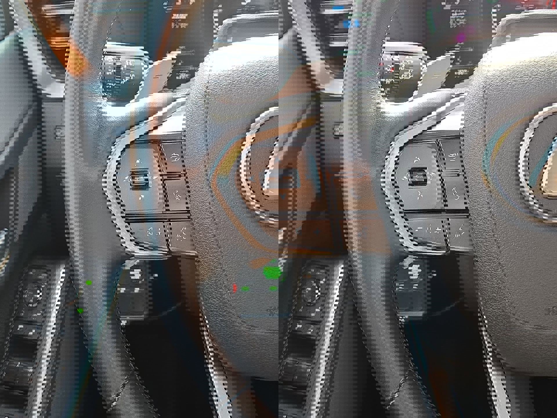 Used 2024 Lexus GX 550 image 21