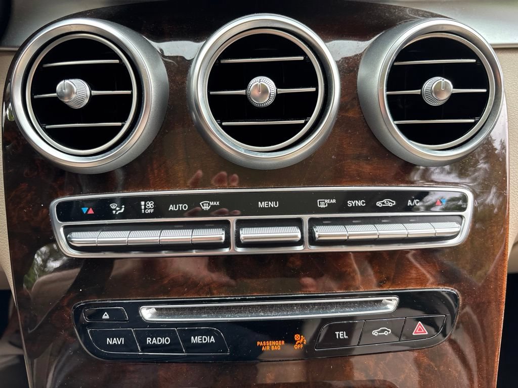 Used 2016 Mercedes-Benz GLC 300 4MATIC image 18