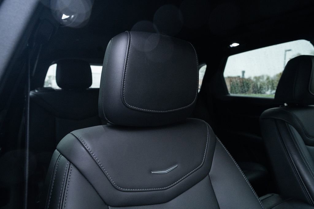 Used 2022 Cadillac XT5 Premium Luxury w/ LPO, Floor Liner Package image 15