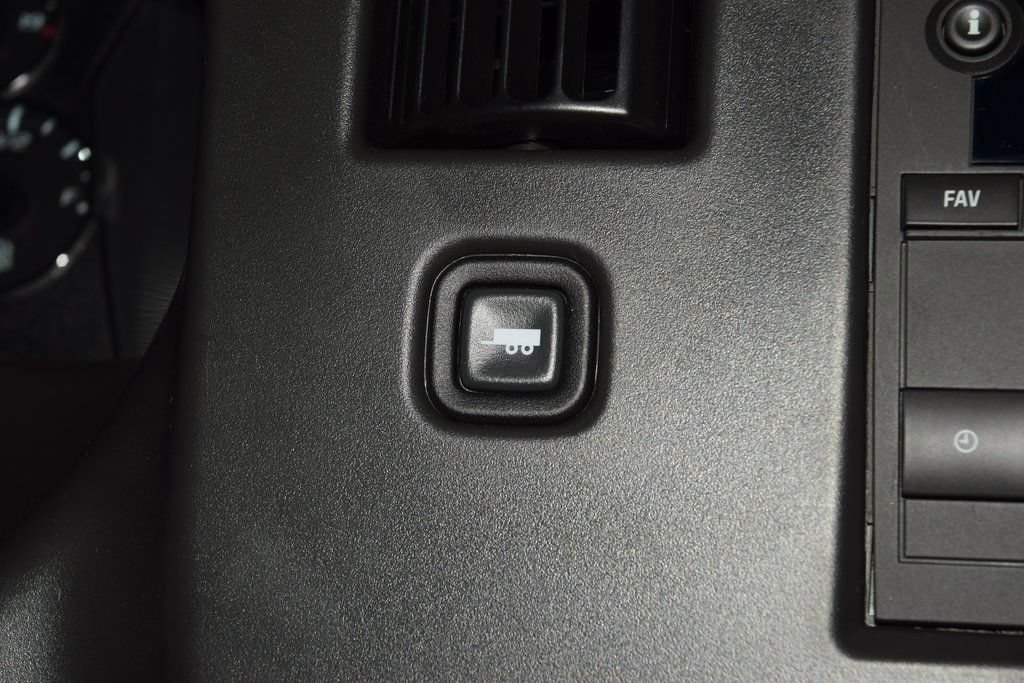 New 2026 Chevrolet Express 3500 w/ Power Convenience Package RWD image 21