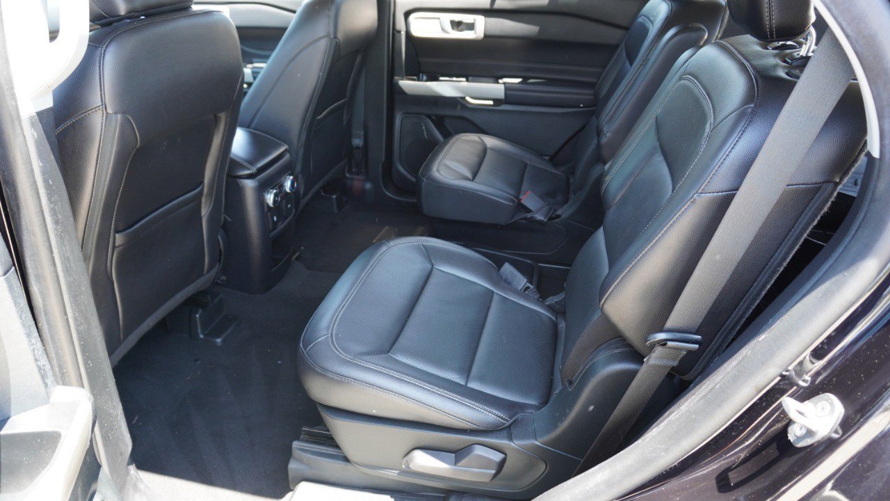 Used 2021 Ford Explorer Limited AWD/4WD image 28