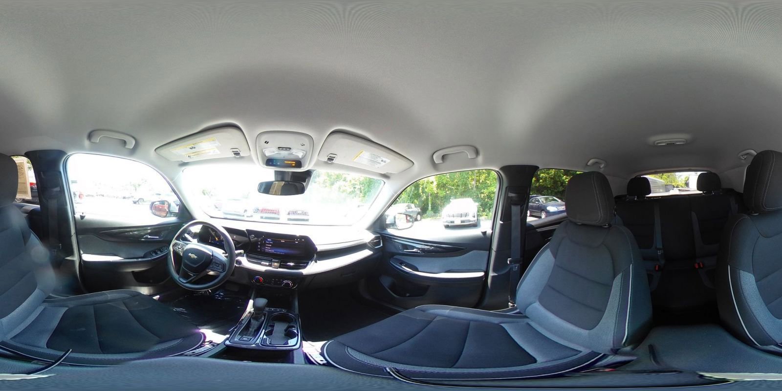 Used 2025 Chevrolet TrailBlazer LT FWD image 37