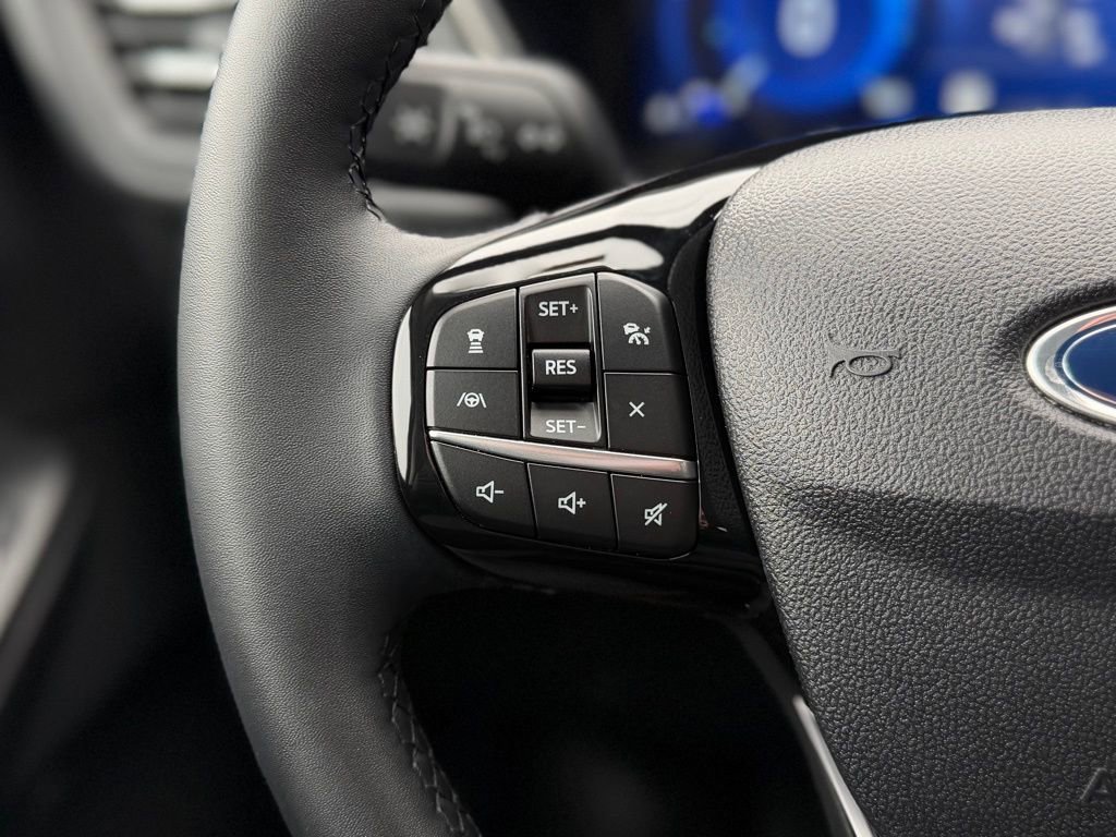 Used 2023 Ford Escape Active image 9