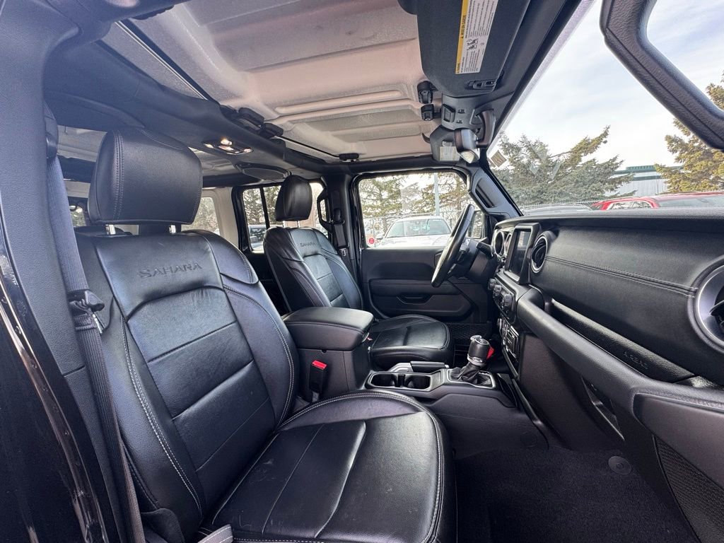 Used 2022 Jeep Wrangler Unlimited Sahara w/ Cold Weather Group image 34