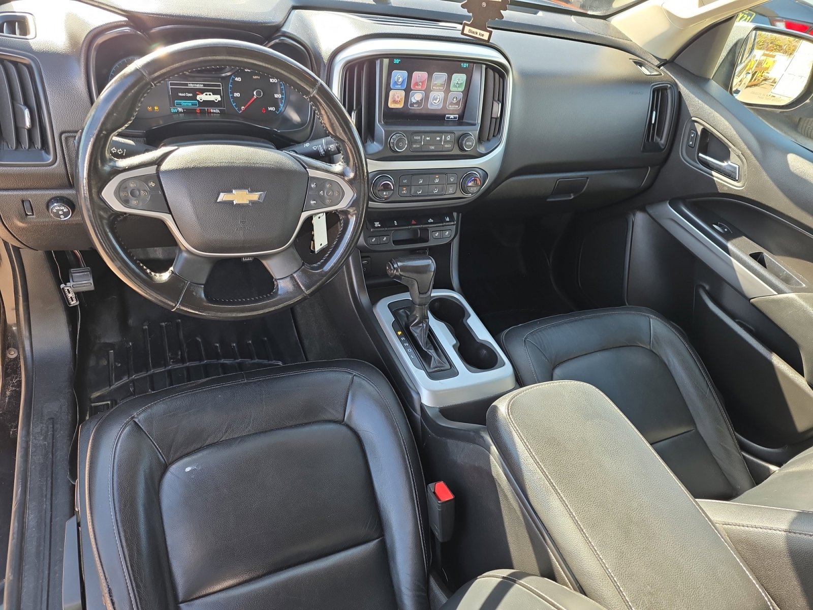 Used 2017 Chevrolet Colorado LT image 15