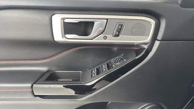 Used 2023 Ford Explorer ST-Line w/ Class IV Trailer Tow Package image 21