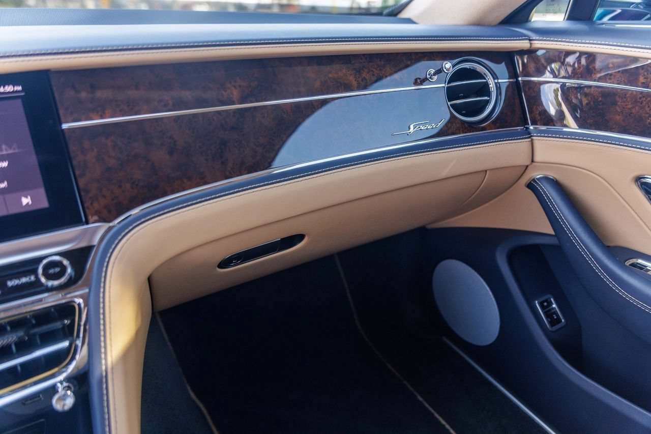 Certified 2023 Bentley Flying Spur W12 AWD/4WD image 46