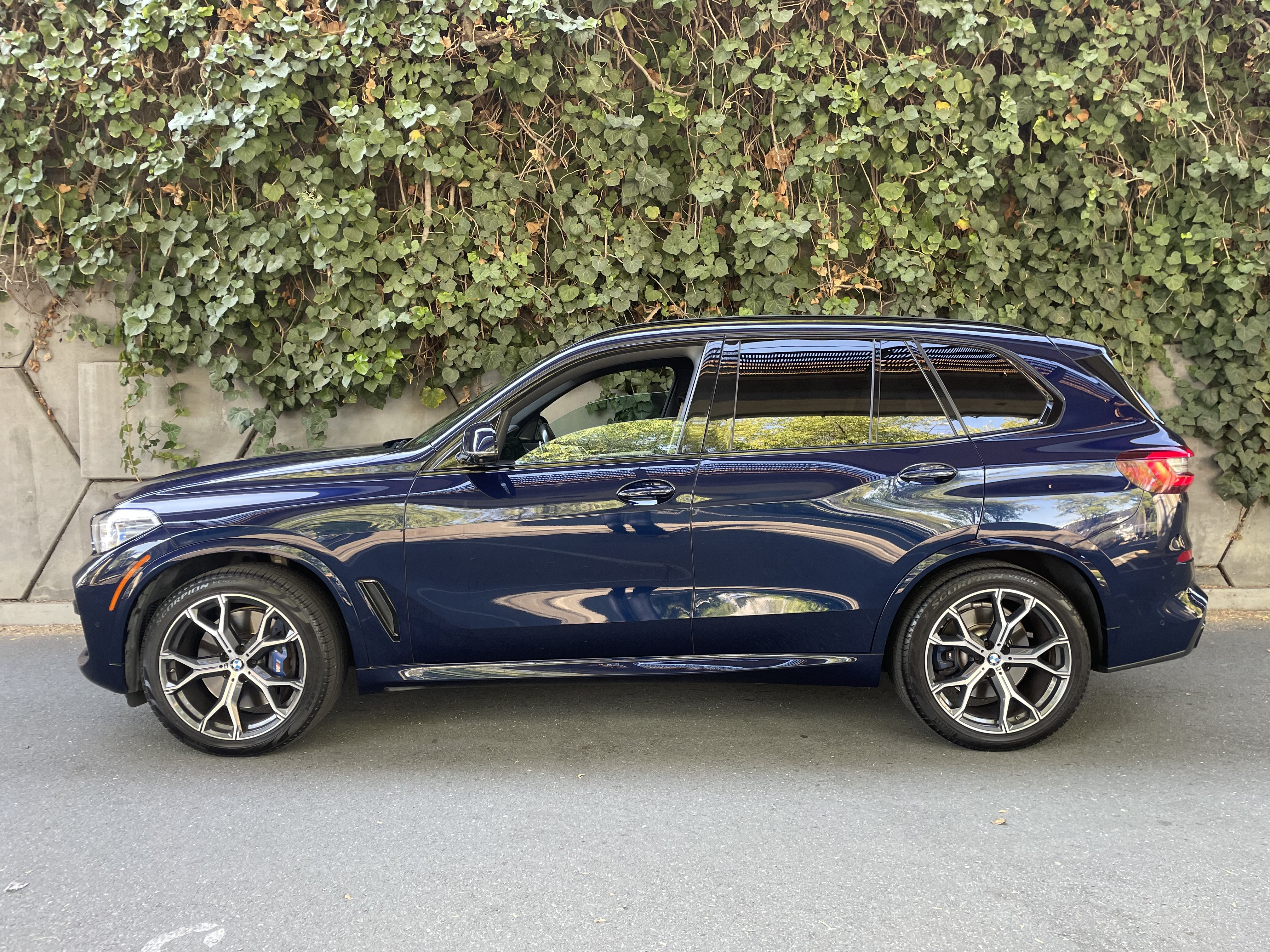 Used 2021 BMW X5 M50i w/ Executive Package