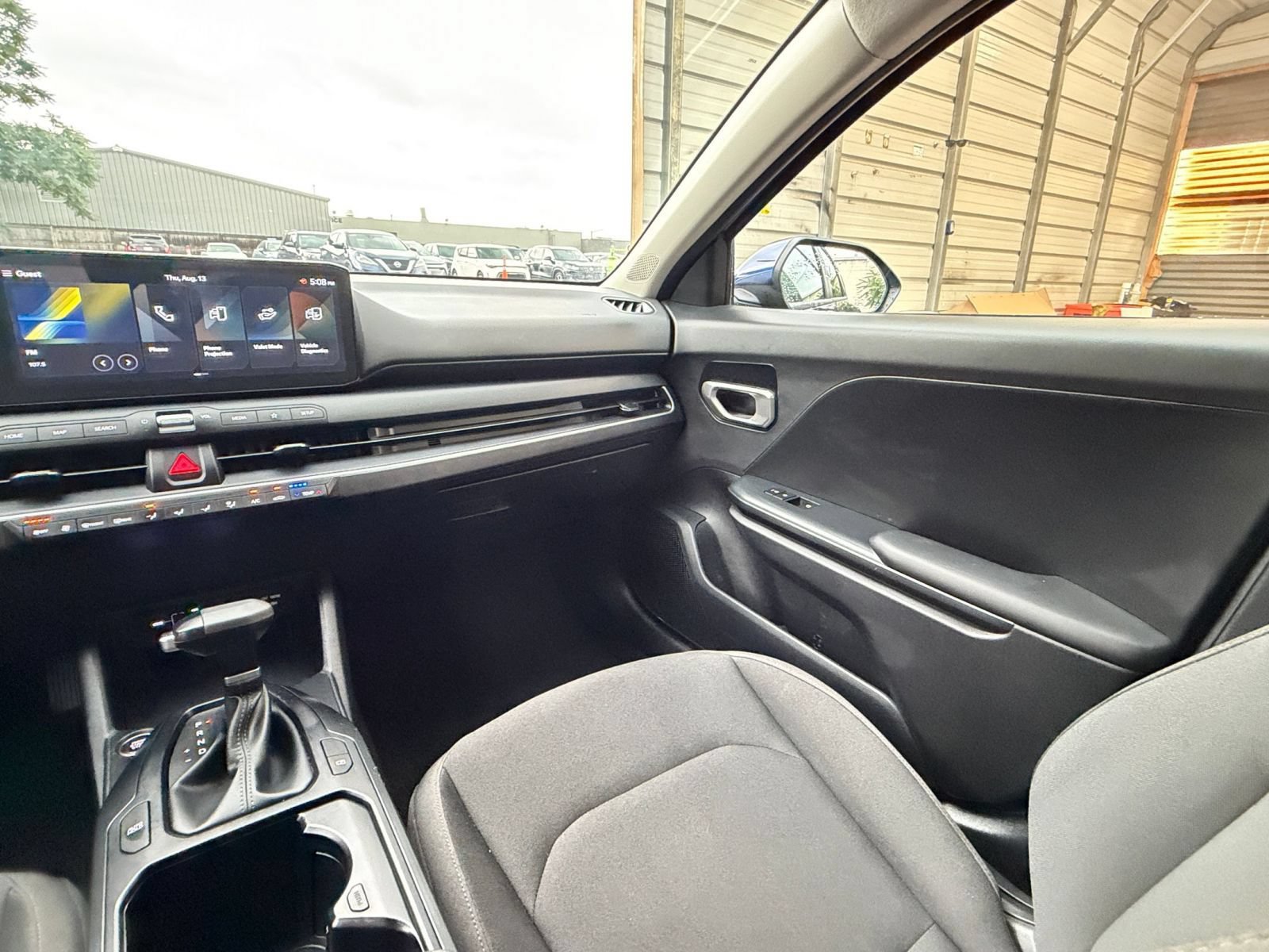 Used 2026 Kia K4 FWD image 32