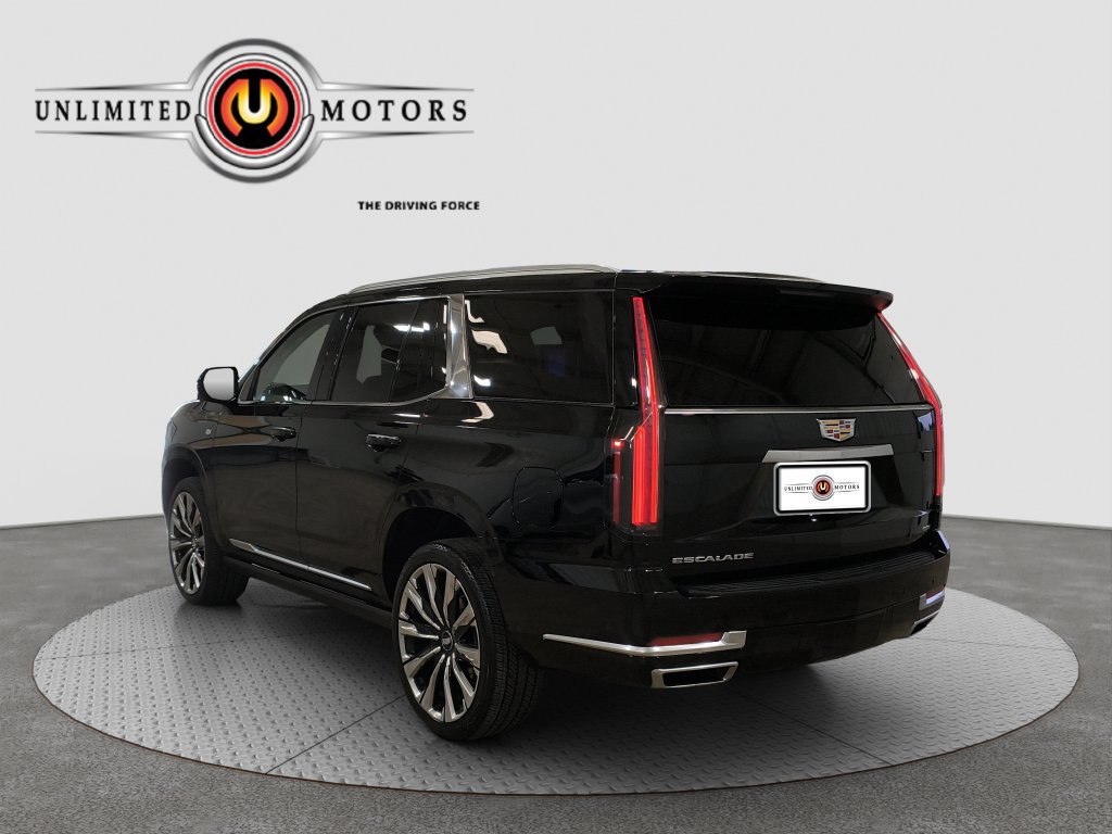Used 2026 Cadillac Escalade Platinum Luxury AWD/4WD image 4