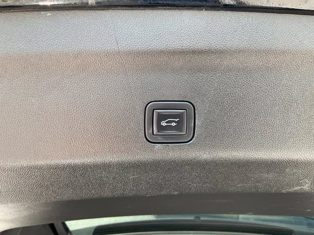 Used 2023 Chevrolet Tahoe Premier RWD image 20