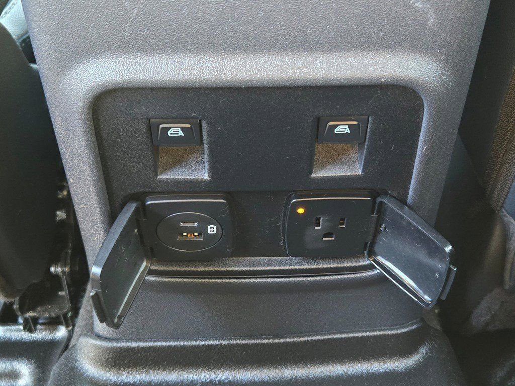 Used 2022 Ford Bronco Outer Banks image 16