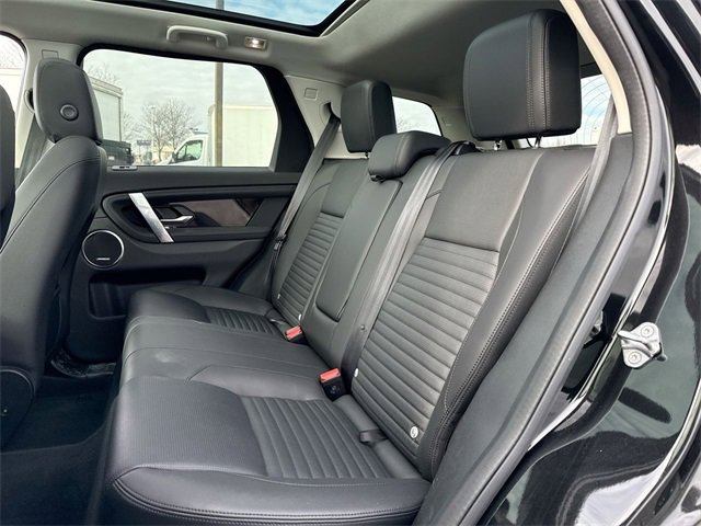 Used 2023 Land Rover Discovery Sport S image 23