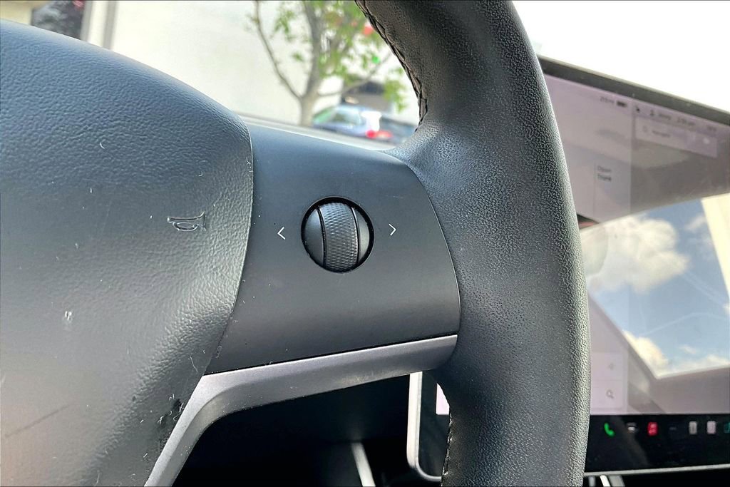 Used 2020 Tesla Model 3 Long Range image 13