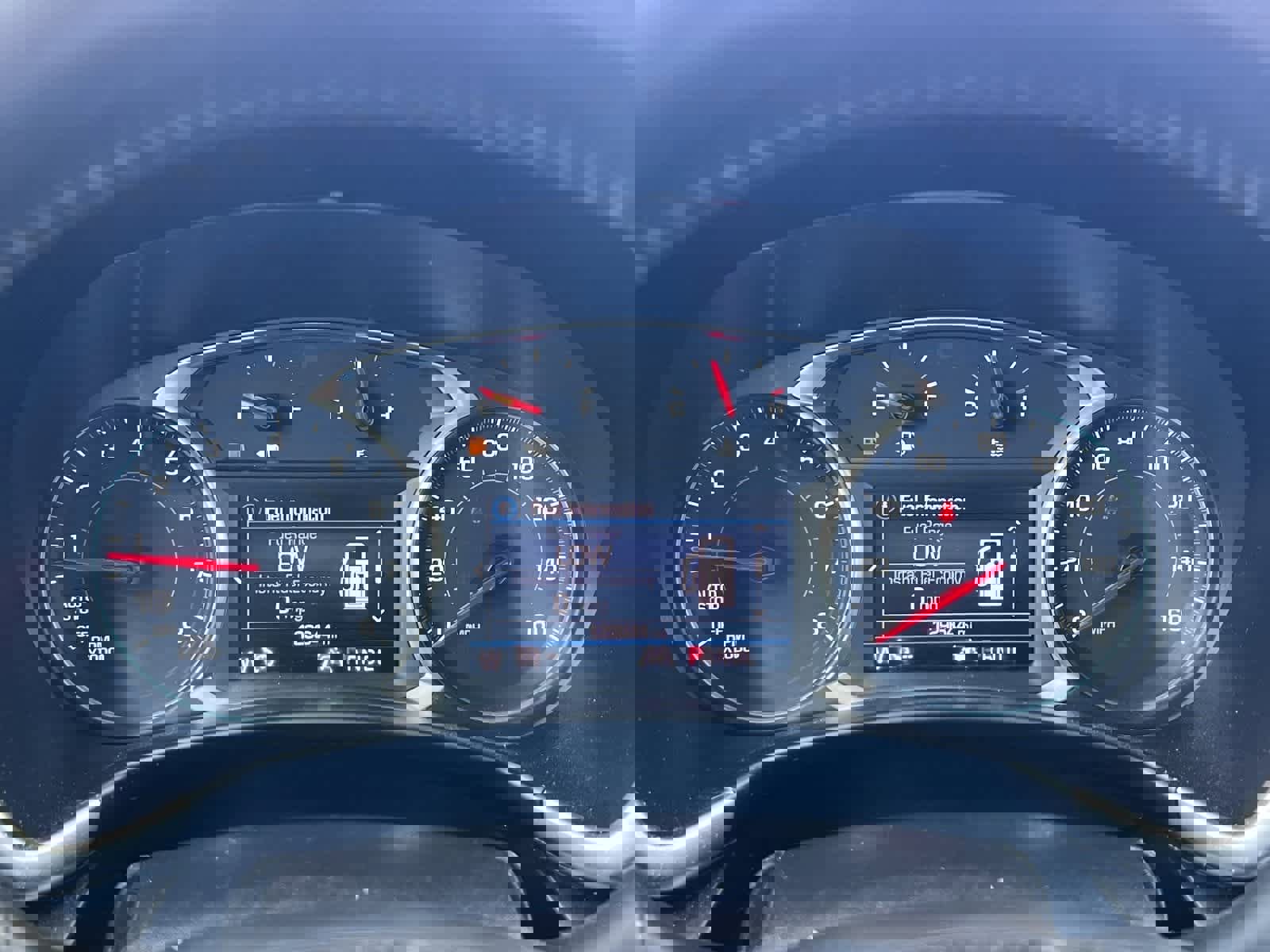 Used 2020 Chevrolet Equinox LT image 25