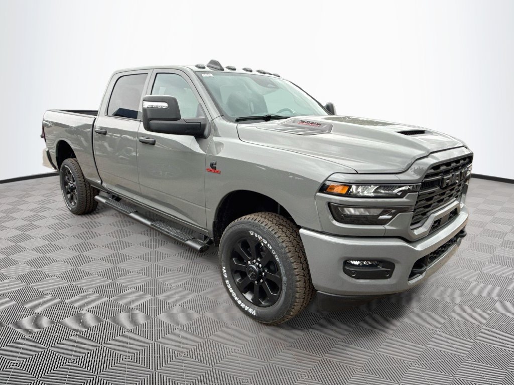 New 2026 RAM 2500 Tradesman AWD/4WD image 3